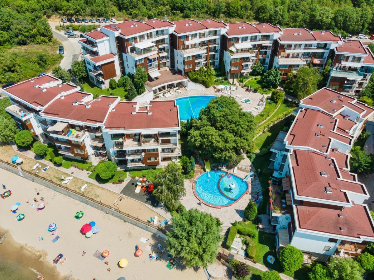 Messambria Fort Noks Beach Apartments Елените Экстерьер фото